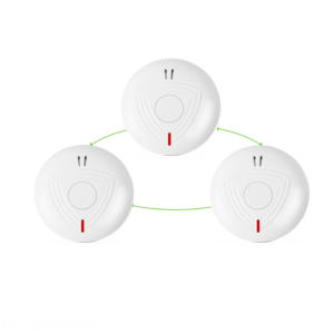 3 detectores de humo autónomo interconectado - Permite conectar varios detectores por RF - Duración de la batería 10 años - Indicador luminoso de alarma - Alarma sonora 85 dB a 3m - Certificado EN 14604:2005