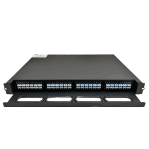 Patch panel de fibra - 48 puertos LC Duplex - 4 casetes con 12 adaptadores LC Dúplex cada uno - No incluye pigtail dentro del casete - Formato enrackable - Tamaño 1U para facilitar la instalación